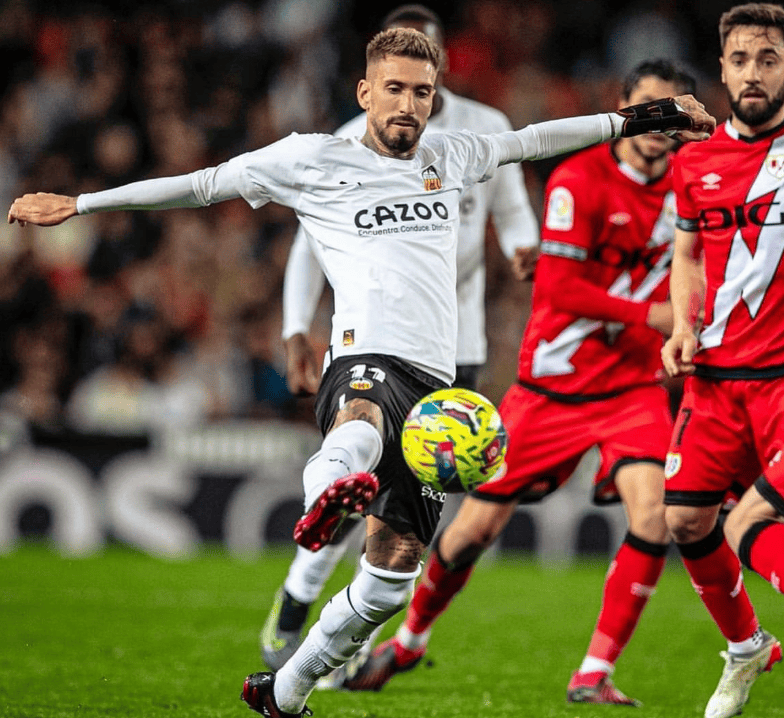 分利用主场, 战术风格相, 对均等 分利用主场, 战术风格相, 对均等